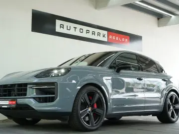 PORSCHE Cayenne Coupe S E-Hybrid SportDesign P-Display