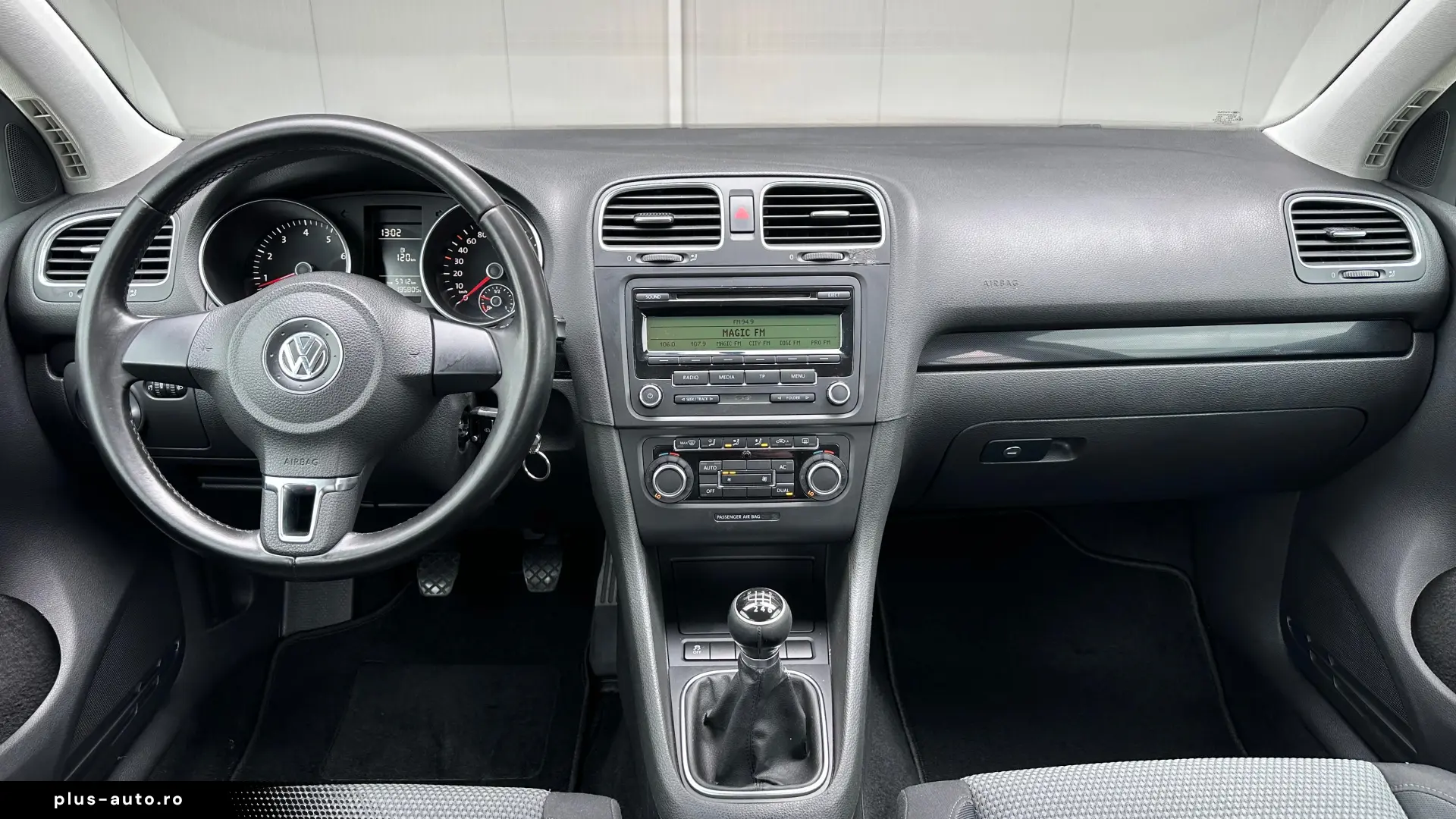 Volkswagen Golf 6 1.4 Benzina 122 CP An 2011