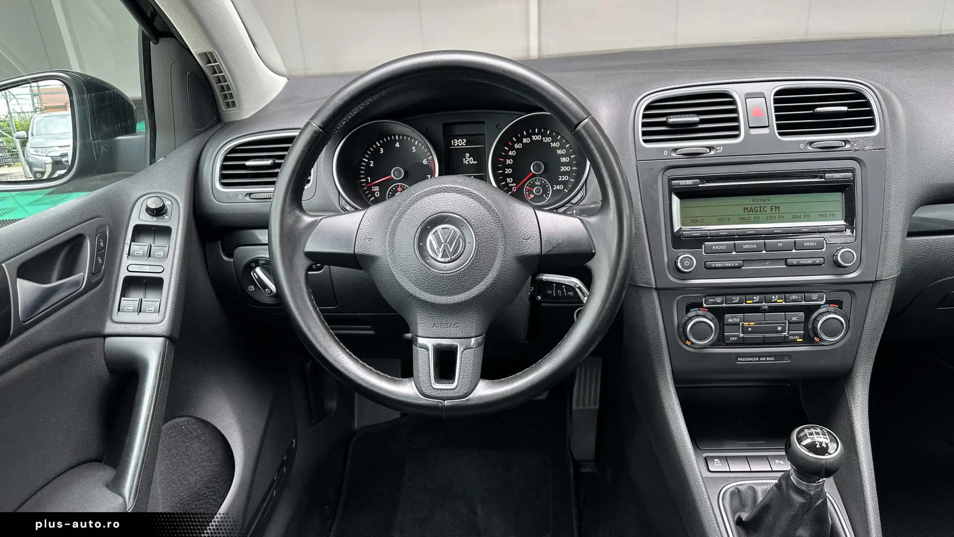 Volkswagen Golf 6 1.4 Benzina 122 CP An 2011