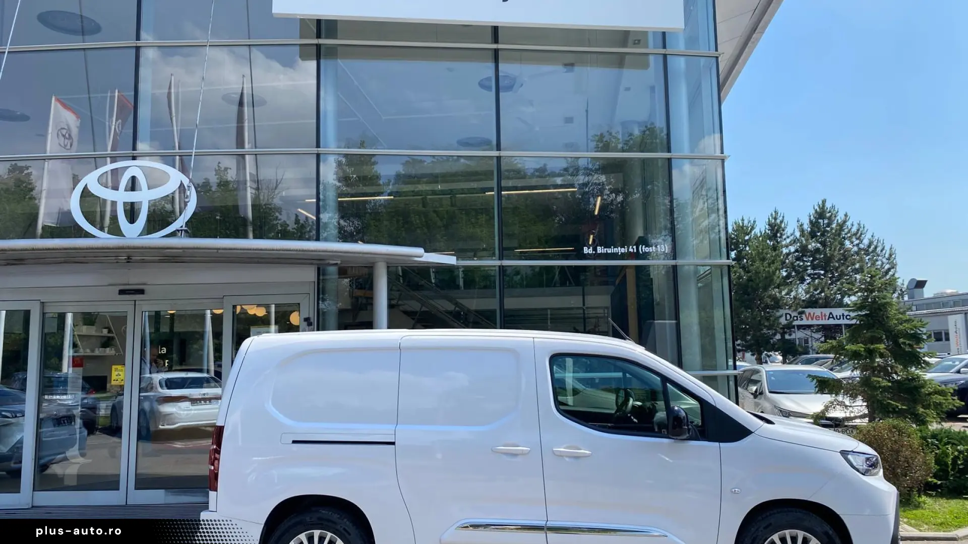 Toyota Proace City L2H1 EV 136CP 50 KWH COMFORT