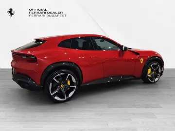 FERRARI Purosangue CARBON