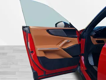 FERRARI Purosangue CARBON