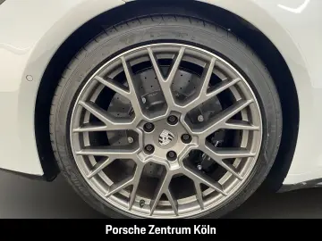 PORSCHE 992 911 Carrera S PCCB HA-Lenkung Sportabgas