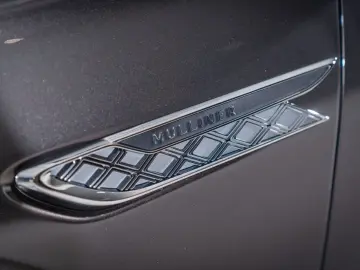 BENTLEY Flying Spur Mulliner Hybrid