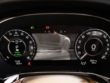 BENTLEY Flying Spur Mulliner Hybrid