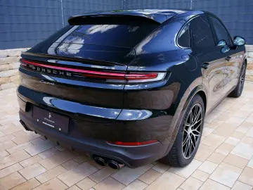 PORSCHE Cayenne Coupe E-Hybrid  AHK HEADUP INNO