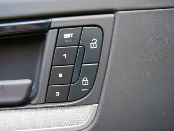 PORSCHE Cayenne Coupe E-Hybrid