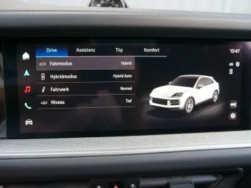 PORSCHE Cayenne Coupe E-Hybrid