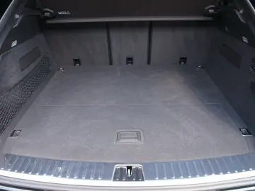 PORSCHE Cayenne Coupe E-Hybrid