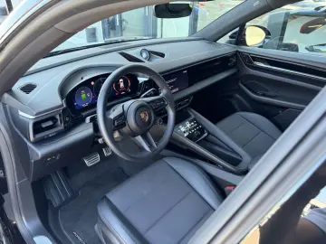PORSCHE Macan MACAN 4S
