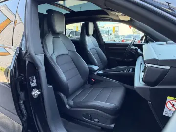 PORSCHE Macan MACAN 4S