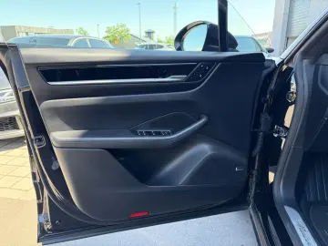 PORSCHE Macan MACAN 4S