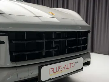 Porsche Cayenne Coupe e-hybrid