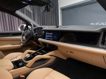Porsche Cayenne Coupe e-hybrid