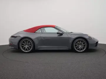 Porsche 992 Carrera Cabrio