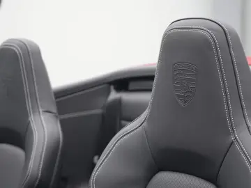 Porsche 992 Carrera Cabrio