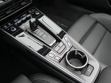 Porsche 992 Carrera Cabrio