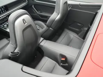 Porsche 992 Carrera Cabrio