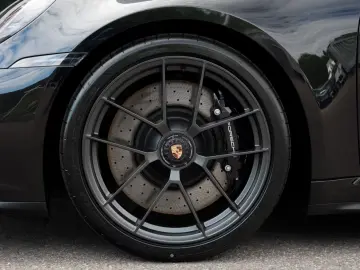 Porsche 992 911 Carrera GTS Cabriolet Liftsystem