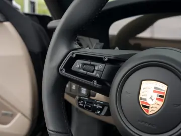 Porsche 992 911 Carrera GTS Cabriolet Liftsystem