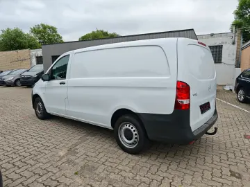 MERCEDES-BENZ Vito Kasten 110 CDI WORKER PLUS FWD lang