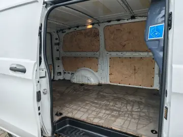 MERCEDES-BENZ Vito Kasten 110 CDI WORKER PLUS FWD lang