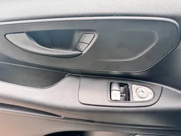 MERCEDES-BENZ Vito Kasten 110 lang TEMP NAVI KAM PDC KLIMA