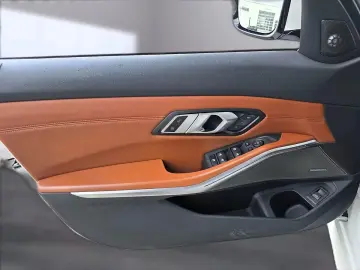 ALPINA B3 Allrad Switch-Tronic Head-Up Pano H K-Sound