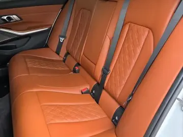 ALPINA B3 Allrad Switch-Tronic Head-Up Pano H K-Sound