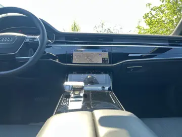 AUDI A8 L 60 TFSIe quattro HUD PANO B&O PDC SHZ