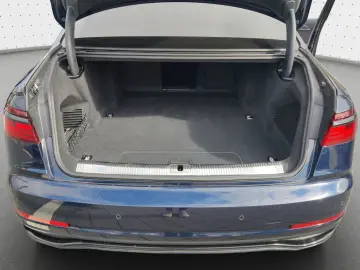 AUDI A8 Lang 60 TFSIe qu. S line Ruhes TVFond Allradl