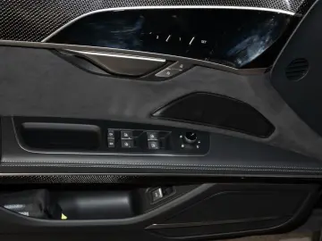 AUDI A8 50 TDI quattro S line Matrix Pano B&O 21