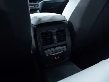 BMW M3 Touring xDrive Competition  HK  Merino