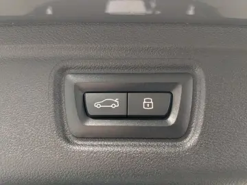 BMW M3 Competition Touring MxDrive DA Prof 360  H K