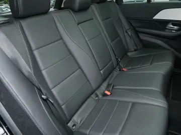 MERCEDES-BENZ GLE 350 de 4M DISTRONIC PANO AHK 20 Zo…