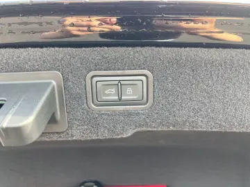 AUDI A8 50 TDI LEDER 360  KAM B&O PARKEN 20