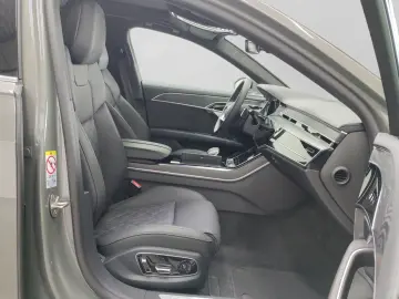 AUDI A8 60 TFSIe LM21 PANO MASSAGE RAUTE TV