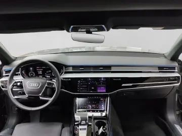 AUDI A8 60 TFSIe LM21 PANO MASSAGE RAUTE TV