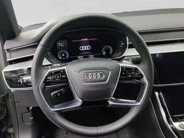 AUDI A8 60 TFSIe LM21 PANO MASSAGE RAUTE TV