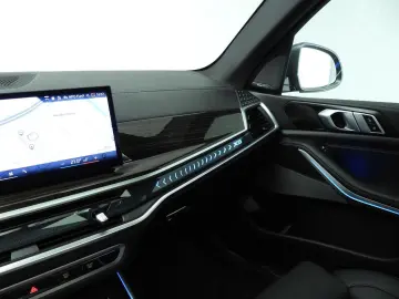 BMW X5 xDrive50e   M-Sportpakket   LED   HUD   panor