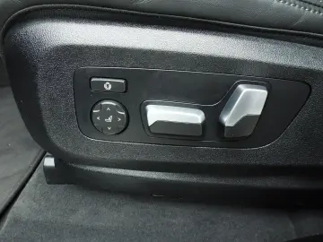 BMW X5 xDrive50e   M-Sportpakket   LED   HUD   panor
