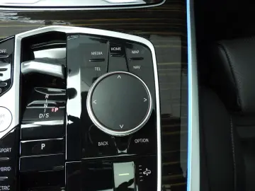 BMW X5 xDrive50e   M-Sportpakket   LED   HUD   panor