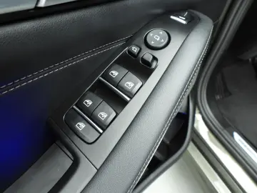 BMW X5 xDrive50e   M-Sportpakket   LED   HUD   panor