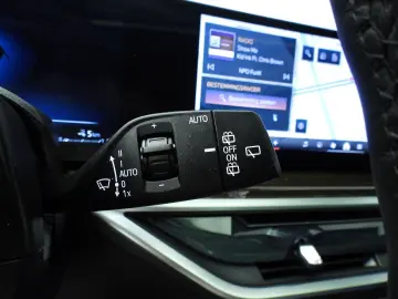 BMW X5 xDrive50e   M-Sportpakket   LED   HUD   panor