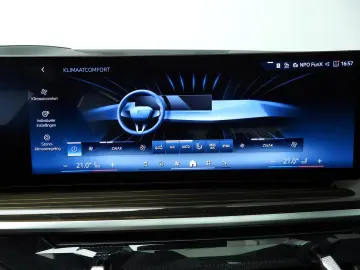 BMW X5 xDrive50e   M-Sportpakket   LED   HUD   panor