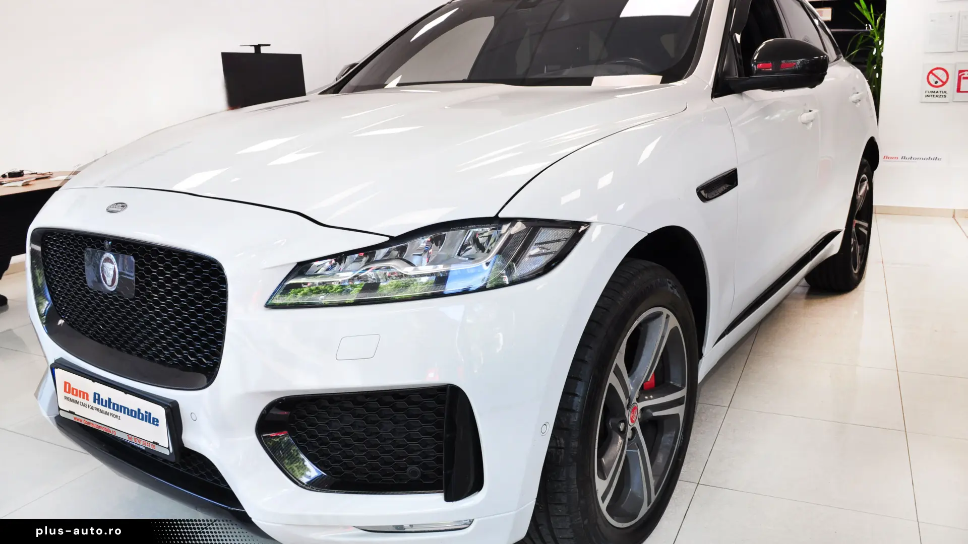 JAGUAR F-PACE 3.0i 380CP Piele Perforata Tabac Alcantara