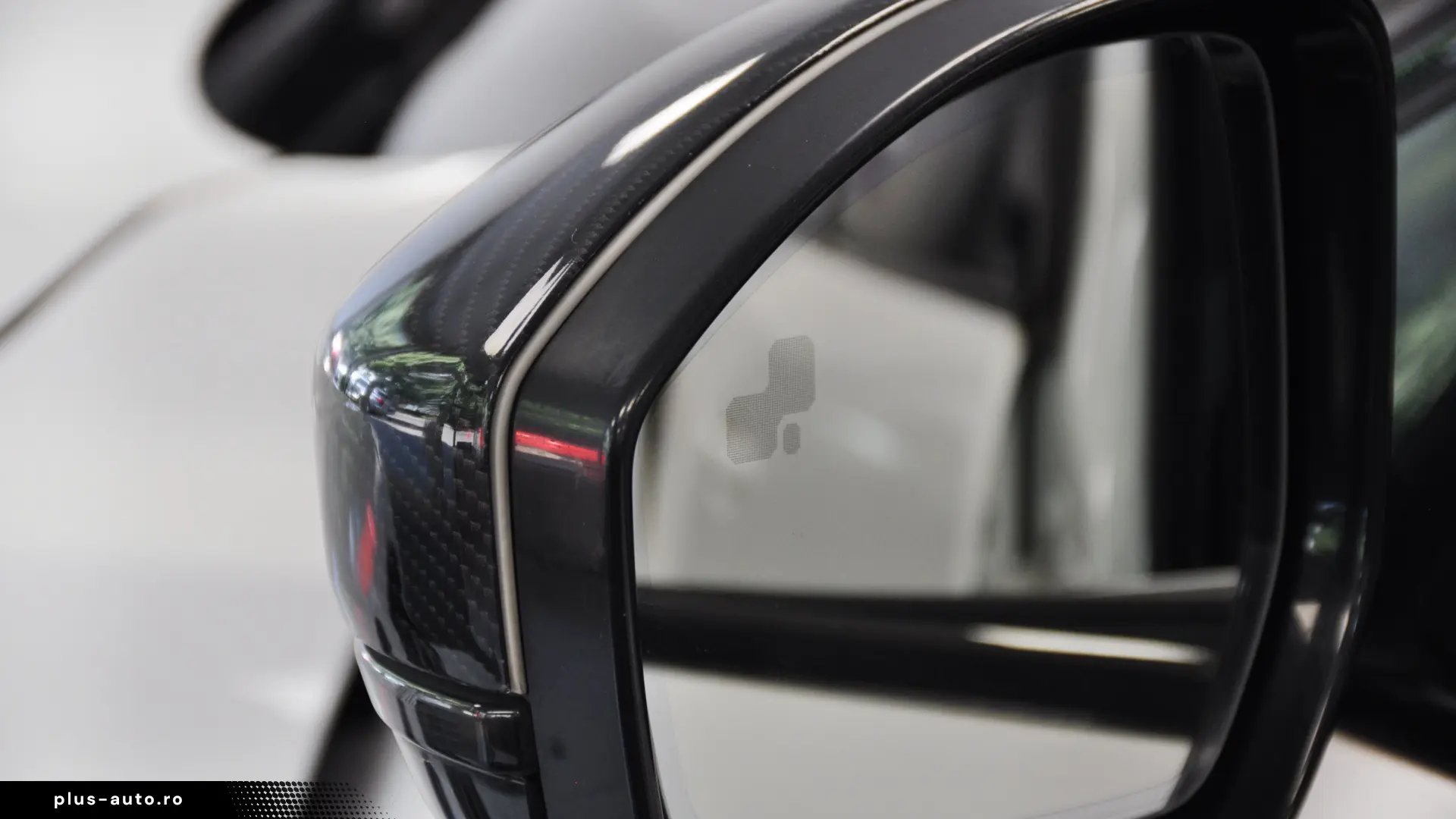 JAGUAR F-PACE 3.0i 380CP Piele Perforata Tabac Alcantara