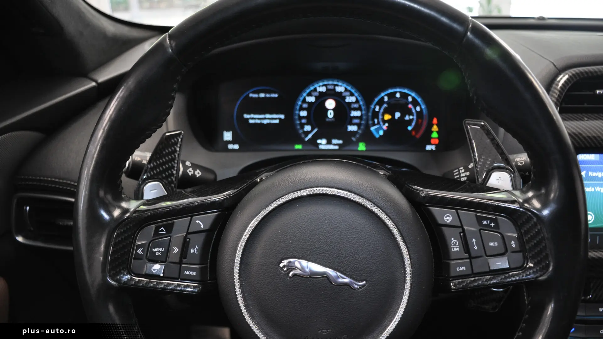 JAGUAR F-PACE 3.0i 380CP Piele Perforata Tabac Alcantara