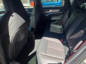 AUDI RS6 performance 4.0 TFSI tiptr. quattro perf...