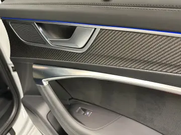 AUDI RS6 Avant 4.0 TFSI quattro  1.HAND KERAMIK PANO